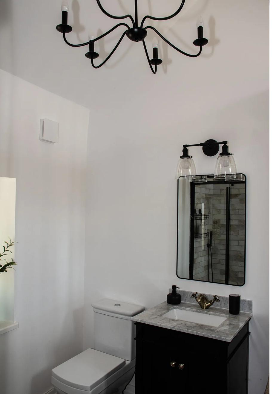 Additional guest bathroom